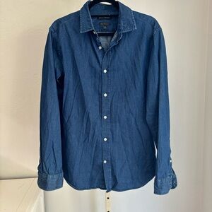 BANANA REPUBLIC Dark Denim Grant Slim Fit Collared Shirt, Medium (Men’s)